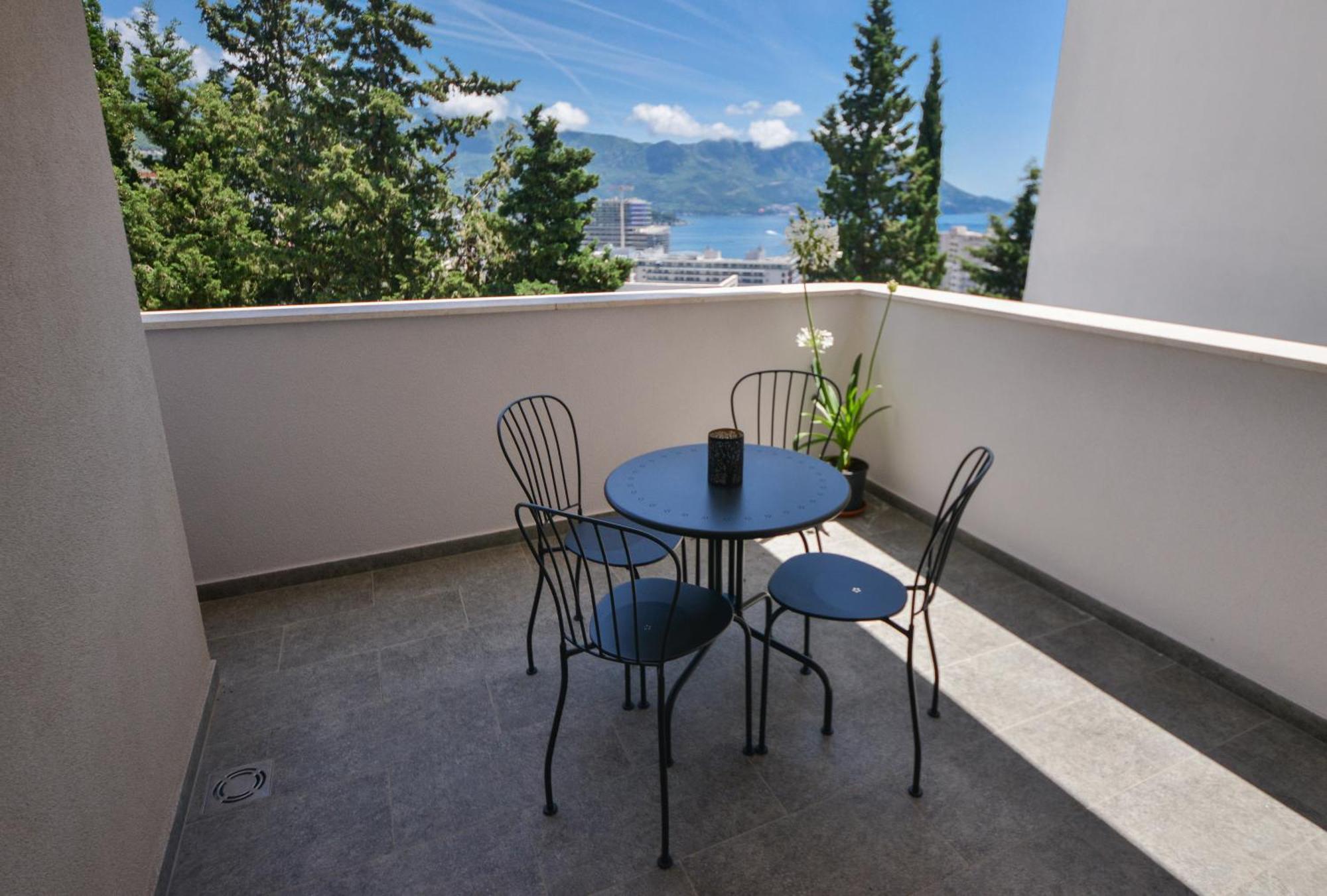 Harmonia Hills Апартаменты